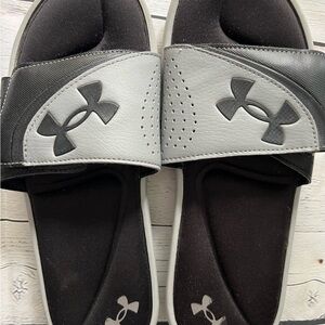 Under Armour slides Youth (big boy) Size 10